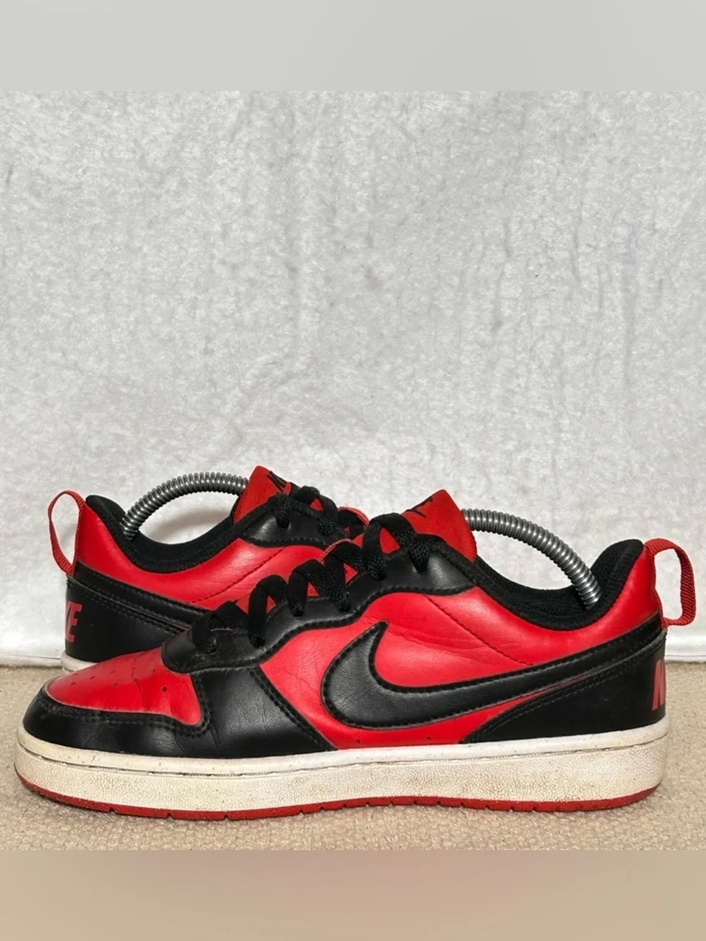 Nike Big Kids Court Borough Low 2 Red/Blk Leather Athletic Sneakers Shoes SZ 4Y